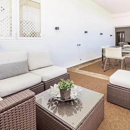 Apartment Fantastic Seaside Next To Puerto Banus And Walking Distance To The