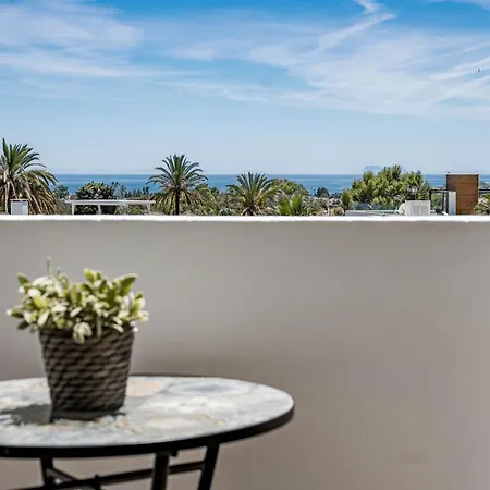 Fantastic Seaside Next To Puerto Banus And Walking Distance To The *