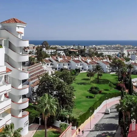 Fantastic Seaside Next To Puerto Banus And Walking Distance To The Apartment Marbella